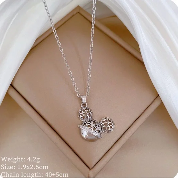 Elegant 925 Sterling Silver Mickey Pendant Necklace - Picture 2 of 5